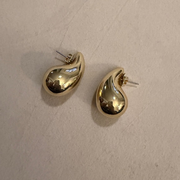 BaubleBar Shiny Gold Teardrop Earrings - Picture 6 of 8